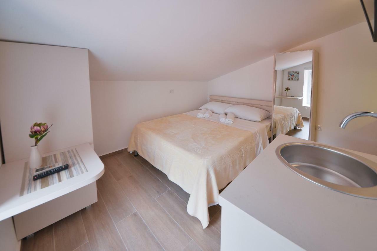 Apartmani Ljubo Rafailovic 2 Rafailovici Luaran gambar